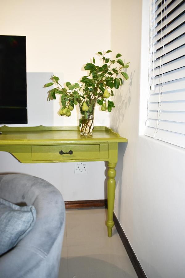 The Botanical House Apartment Съмърсет Уест Екстериор снимка