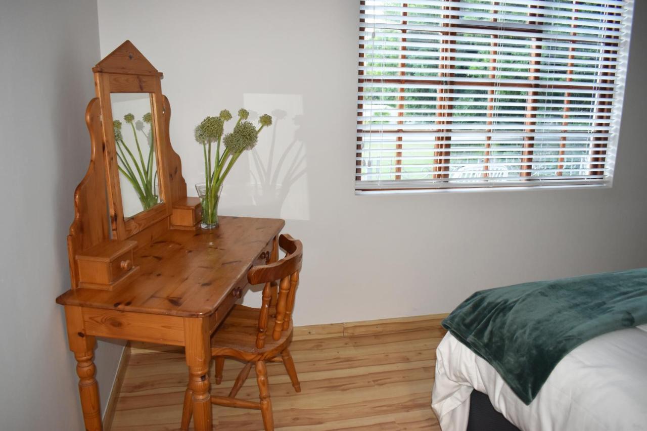 The Botanical House Apartment Съмърсет Уест Екстериор снимка
